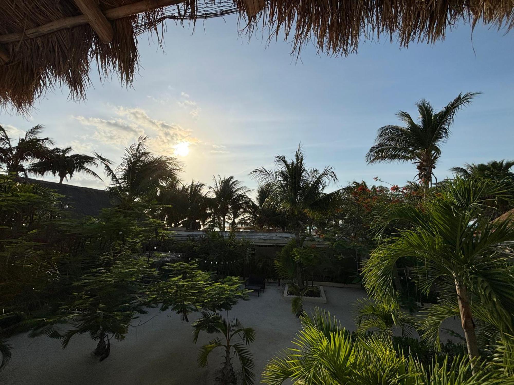 La Diosa Kali Beach Front Hotel Isla Holbox Bagian luar foto